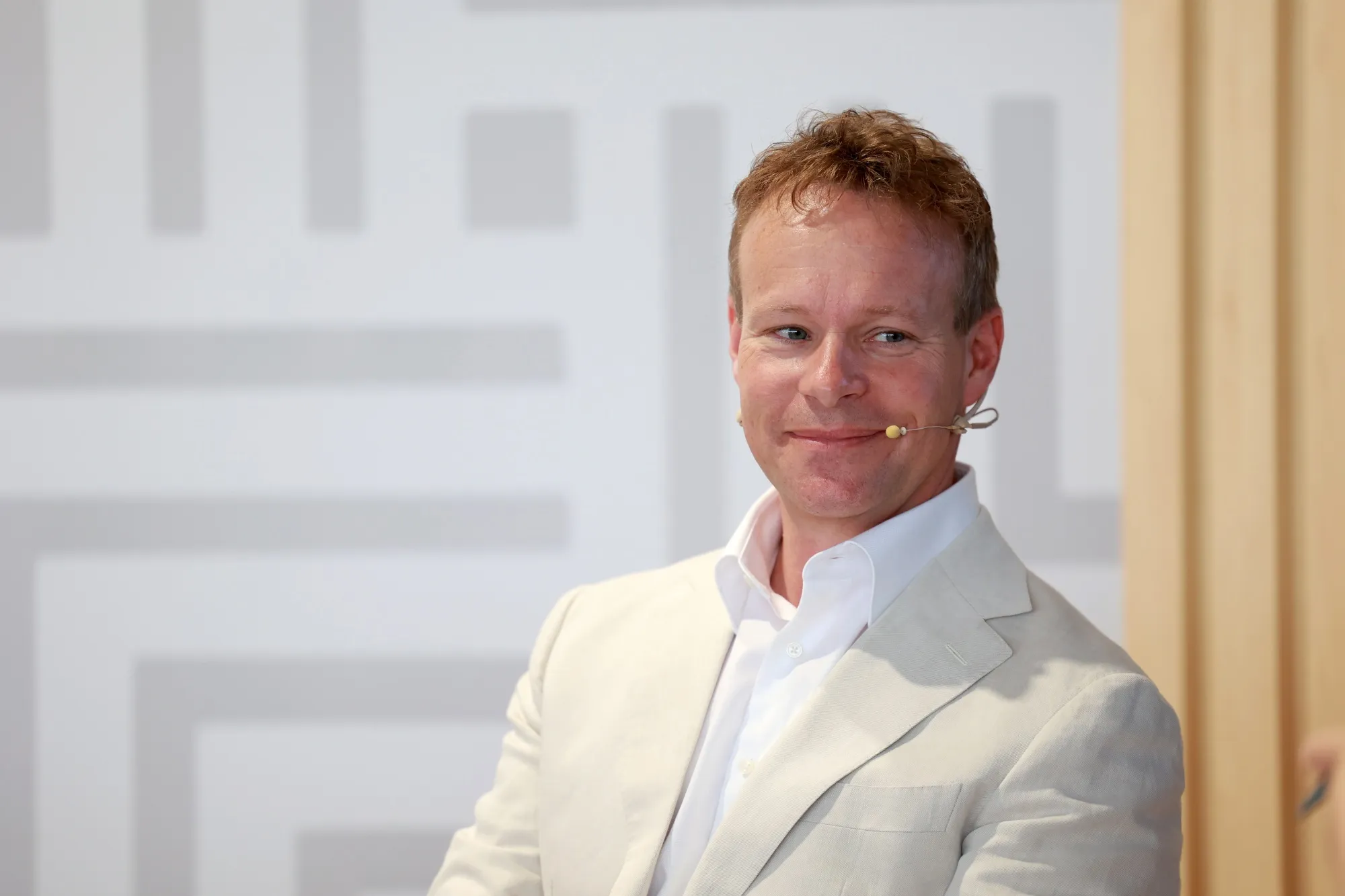 CNN CEO Chris Licht Steps Down After Tumultuous Tenure - Bloomberg