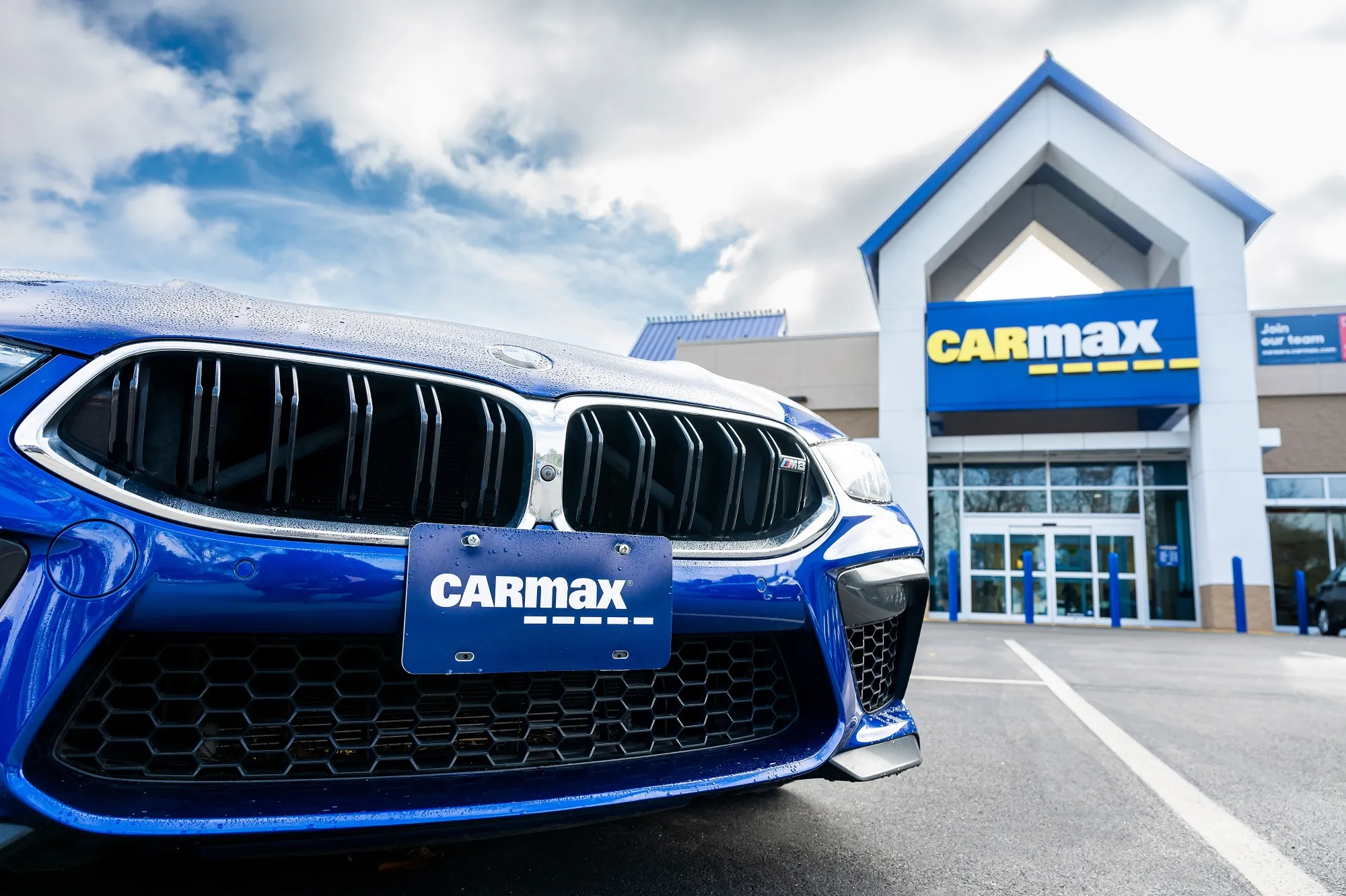 CarMax Cuts About 350 Customer Service Jobs After Weak Earnings - Bloomberg