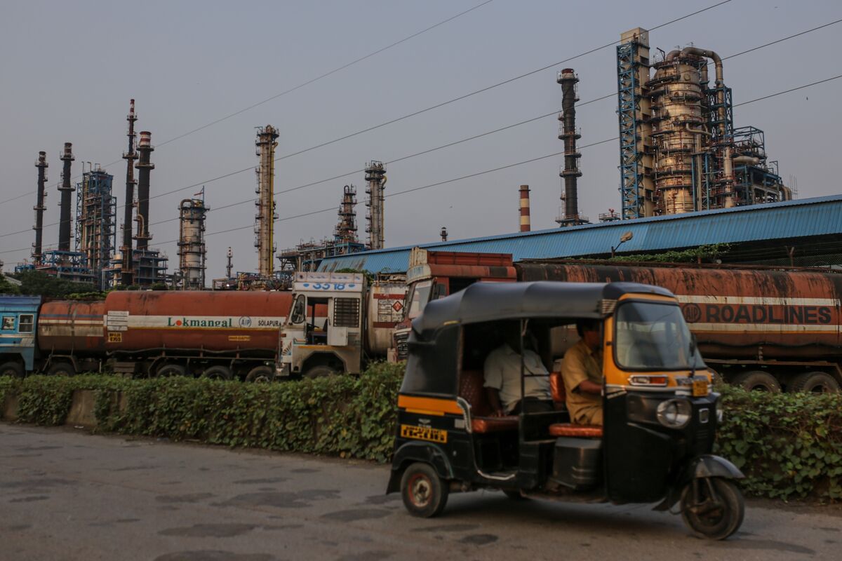 ブルームバーグのニュース記事「インド、ロシア産原油を購入止めていない－トランプ氏の発言と矛盾」の画像
