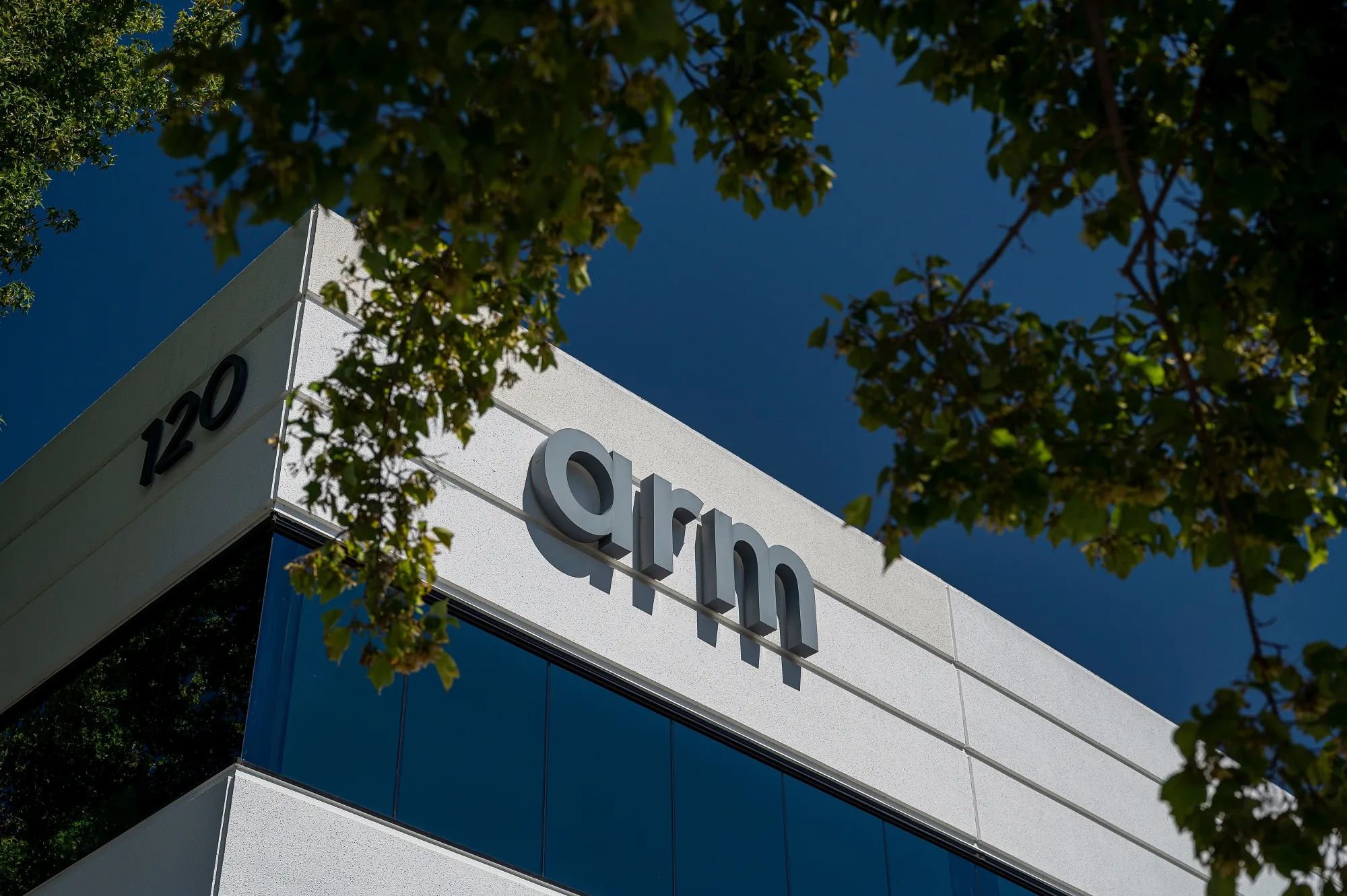 Arm Holdings Plc, whose US headquarters is in San&nbsp;Jose, California, saw investors recoil after offering a tepid outlook —&nbsp;even as it beat quarterly estimates.