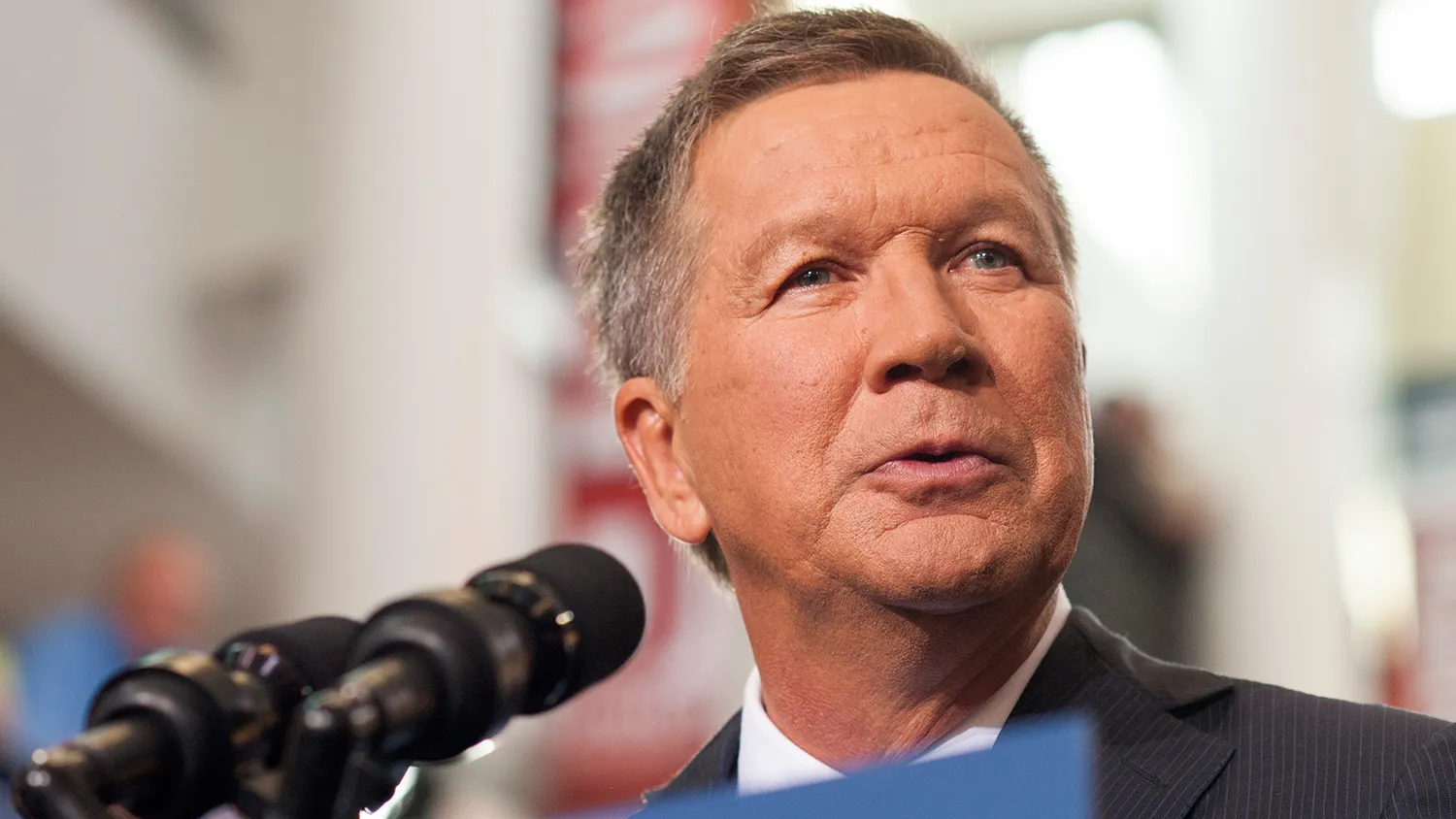 Ohio Governor John Kasich gives his speech announcing his 2016 Presidential candidacy at the Ohio Student Union, at The Ohio State University on July 21, 2015 in Columbus, Ohio.
