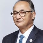 Headshot of Yuvraj Narayan