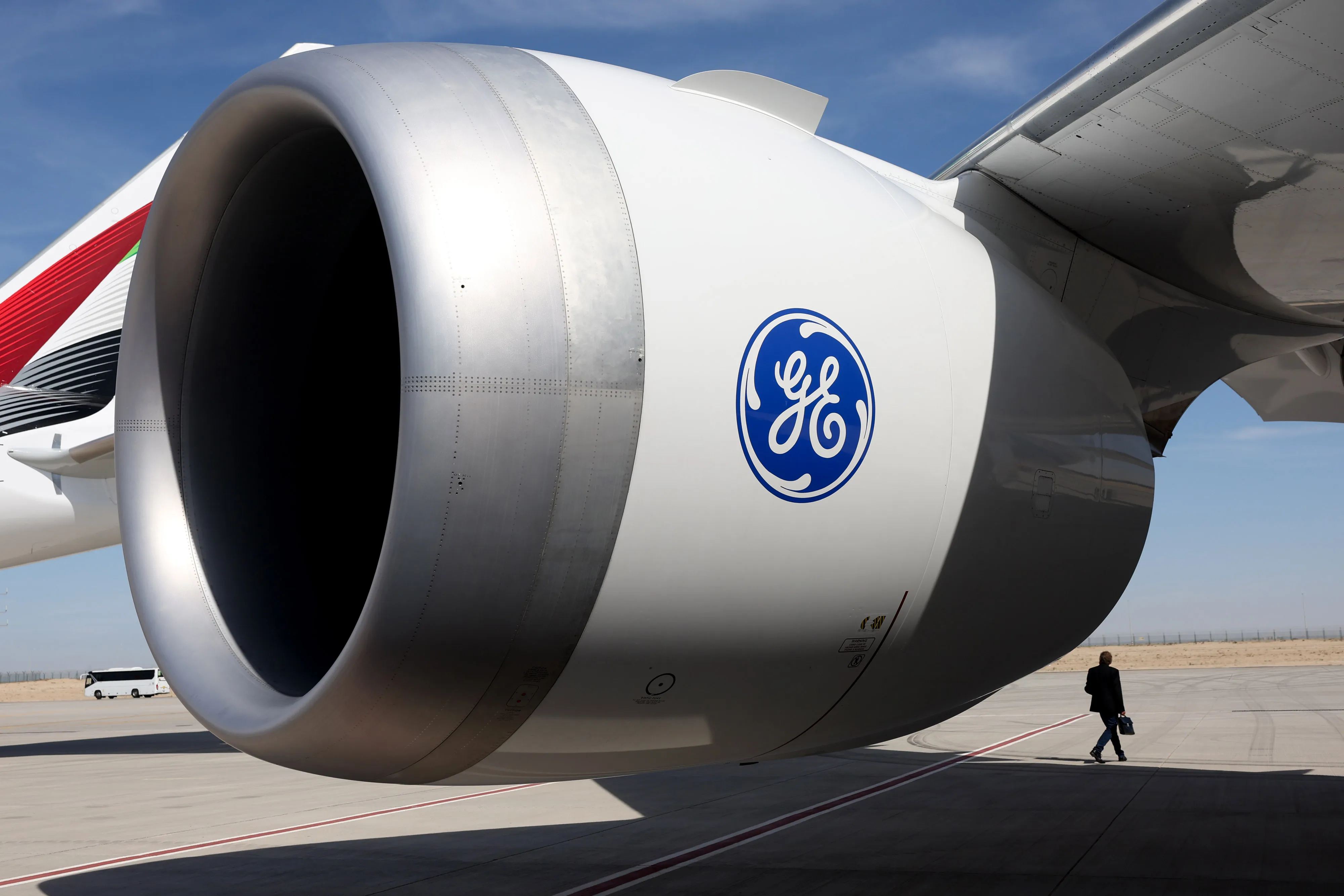 GE Aerospace Shares Slide on Weak Sales, Supply Constraints - Bloomberg