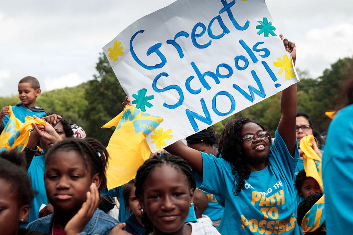 In Defense of Charter Schools - Bloomberg