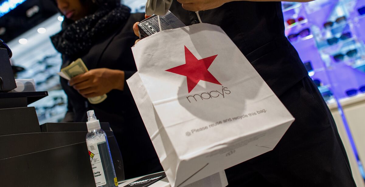 Macy’s Latest Overhaul May Be Too Late and Not Enough Bloomberg