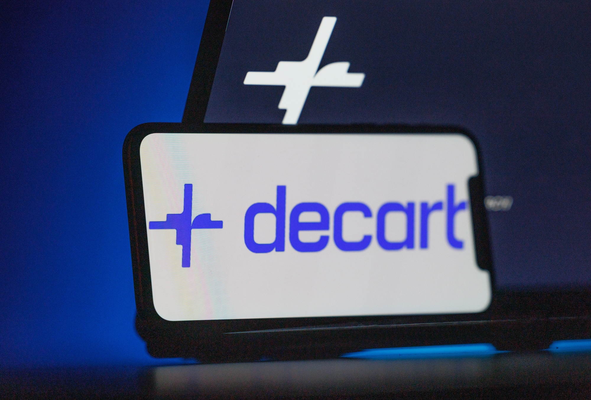 Image associated with story "Anthropic Said to Walk Away From $6 Billion Decart Purchase"