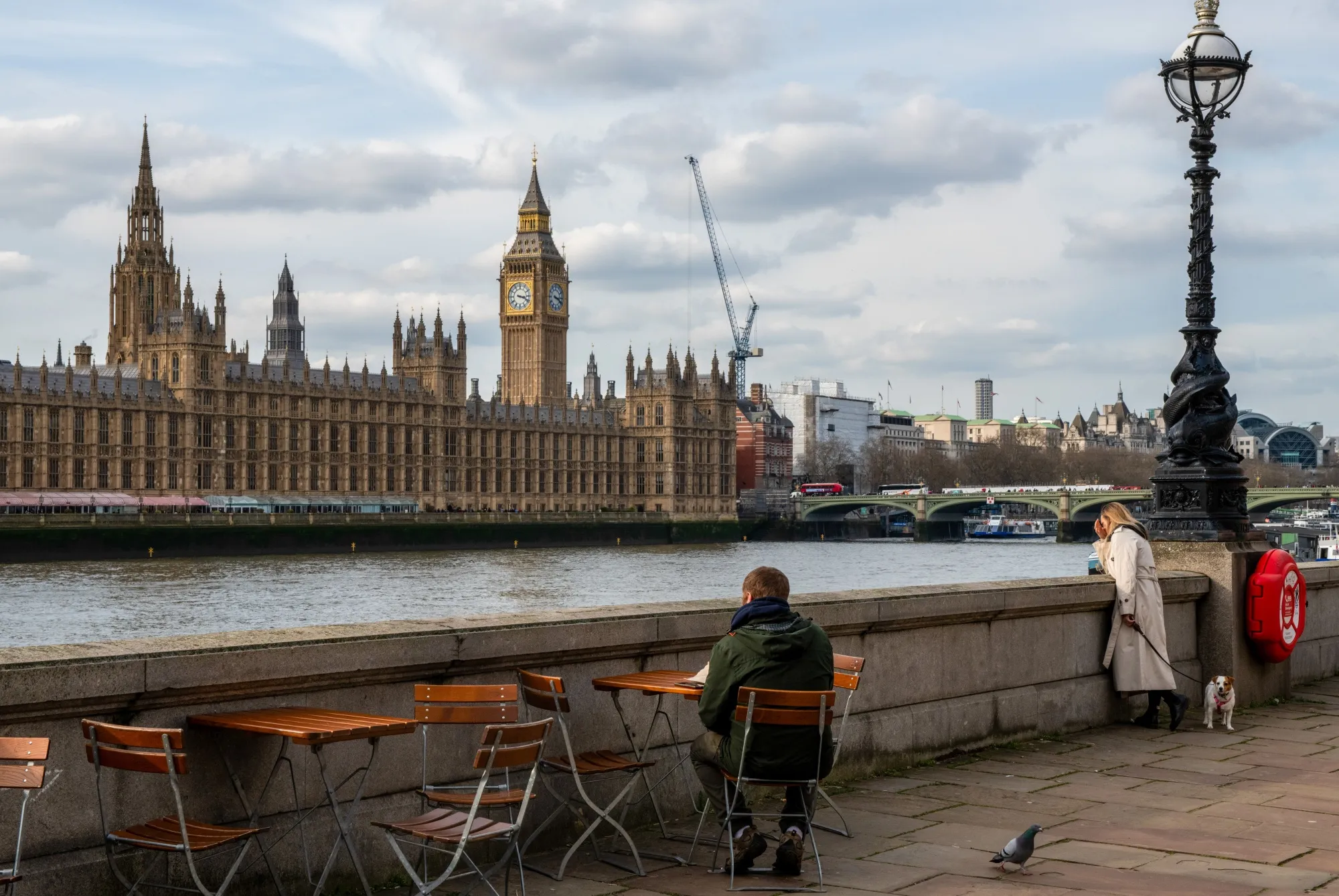 英国債の混乱、1976年の債務危機を彷彿－再び緊縮財政迫られる恐れ