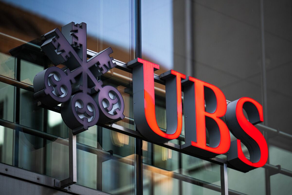 UBS Starts $3 Billion Buyback as It Counters Swiss Capital Push
