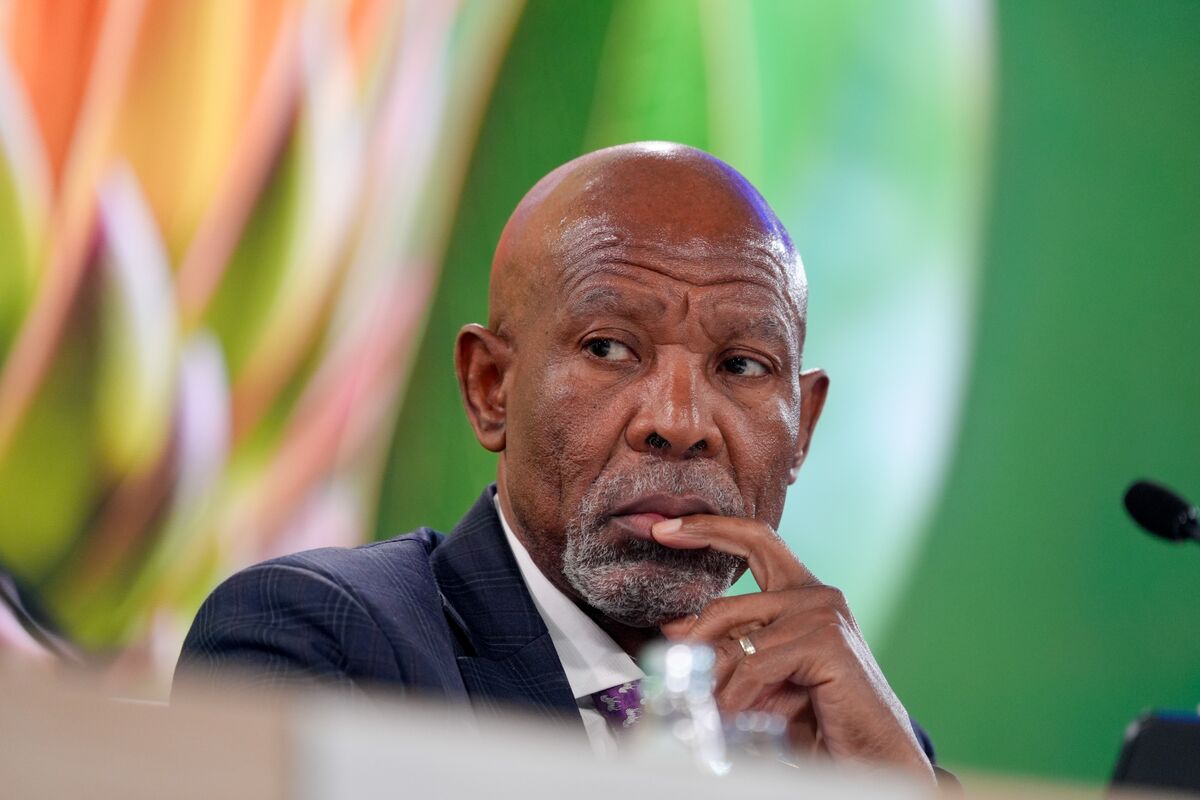 Ratings Firms Should Reward South Africa’s Gains, Kganyago Says