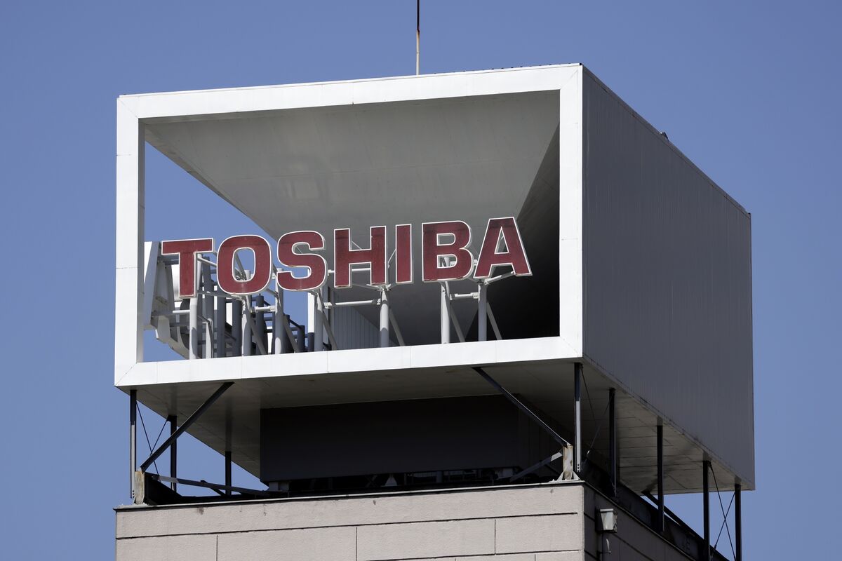 Toshiba plans to split into two companies instead of three after activist shareholder criticism, sell non-core assets, and keep its infrastructure operations (Bloomberg)