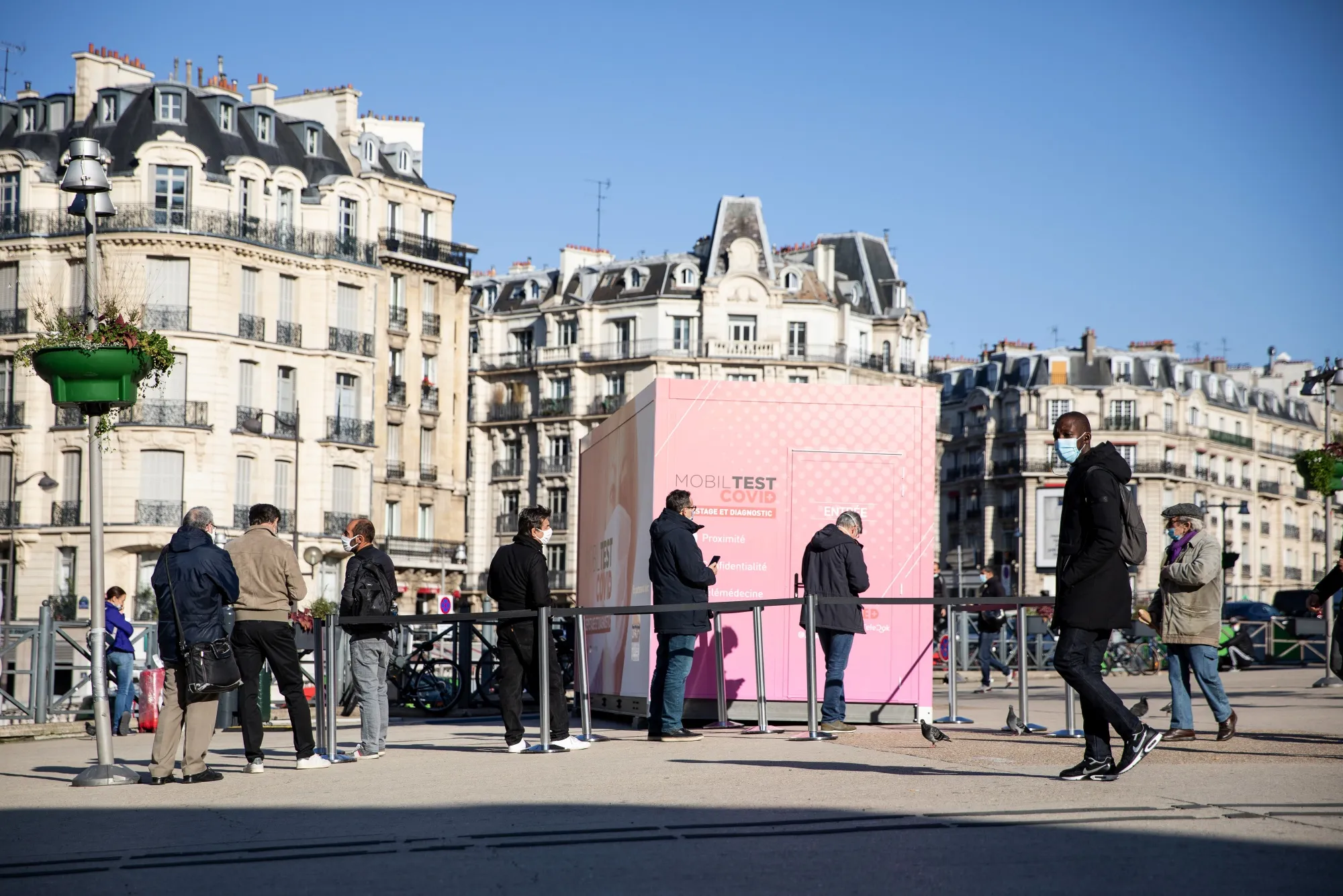 Covid-19 Testing With French Cases Hitting Record Highs