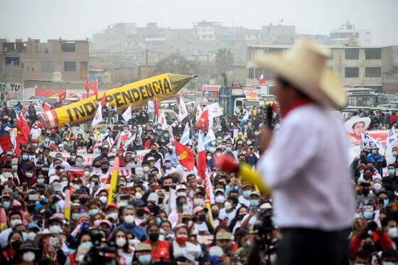Elites Tremble as Peru Leftist Taps Anger Over Rising Inequality