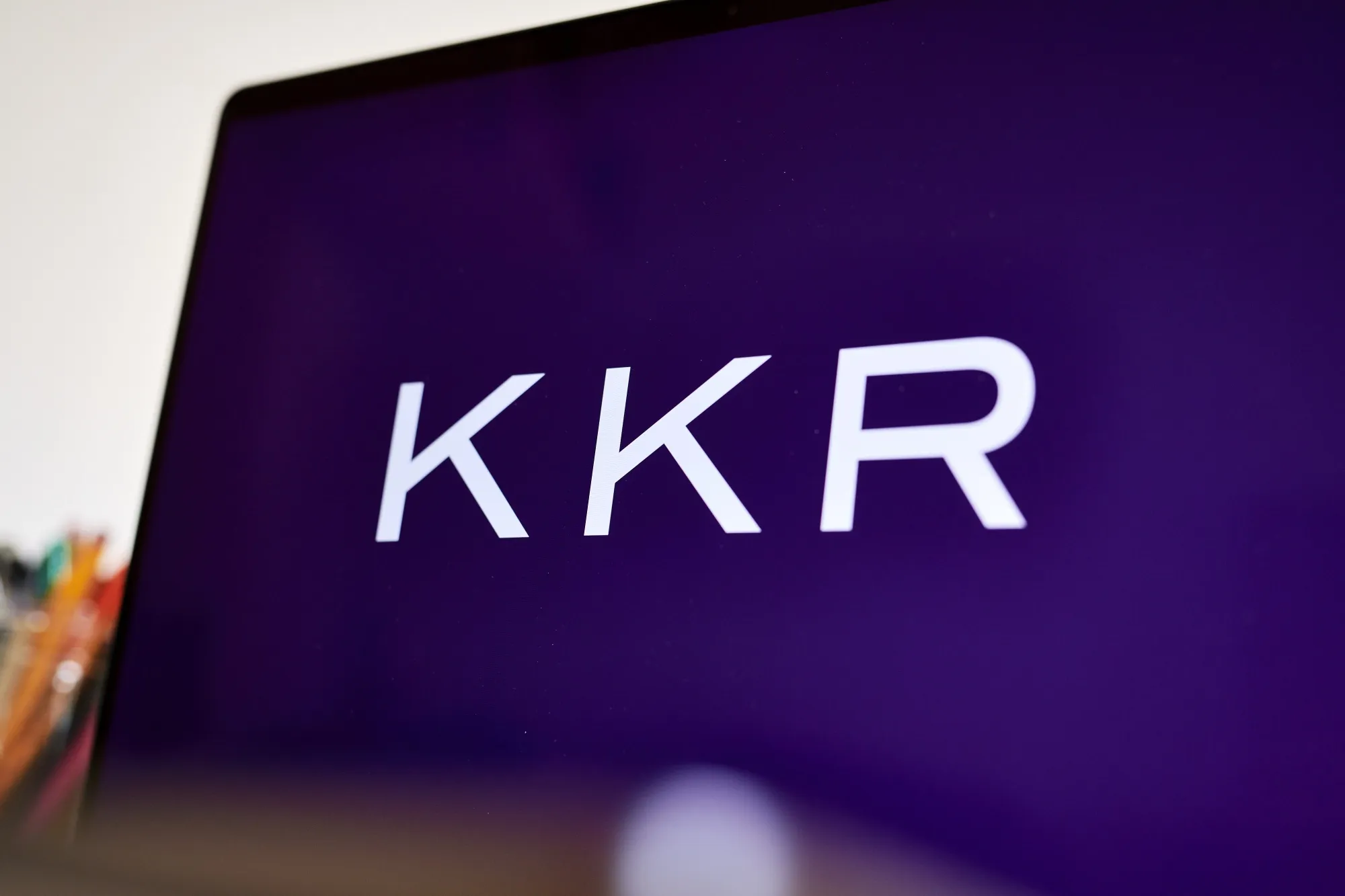 ＫＫＲ、｢ＣＣＣ｣ローンを購入－スプレッド重視すれば機会逃すと指摘 - Bloomberg