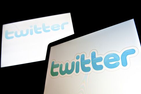 Twitter Said to Seek Deals With Viacom, NBC to Feature TV Online