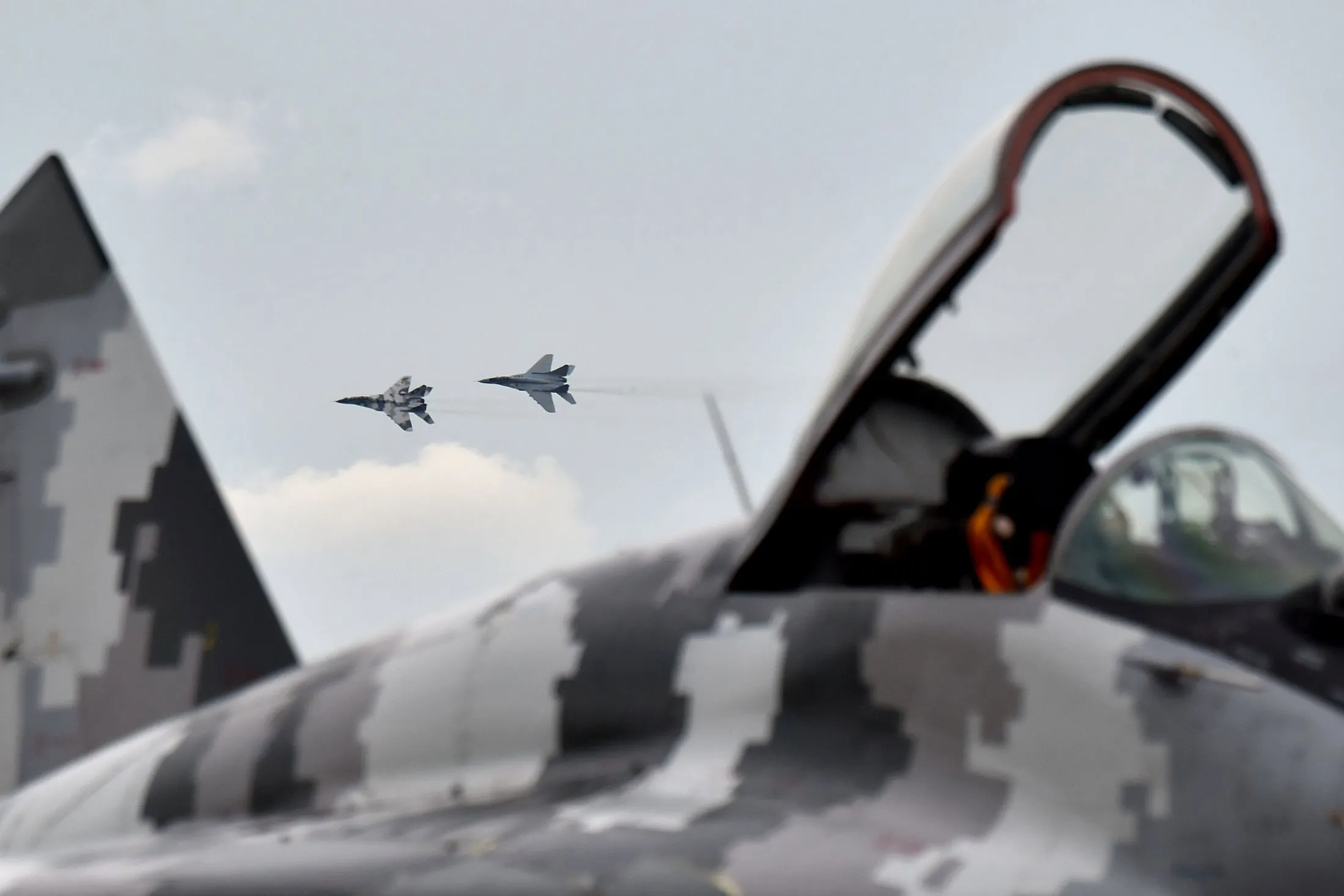 Ukrainian Air force MIG 29 fighter planes take part in practical flights during an exercise at the Air Force military base in Vasylkiv, some 40km from Kiev on August 3, 2016.
