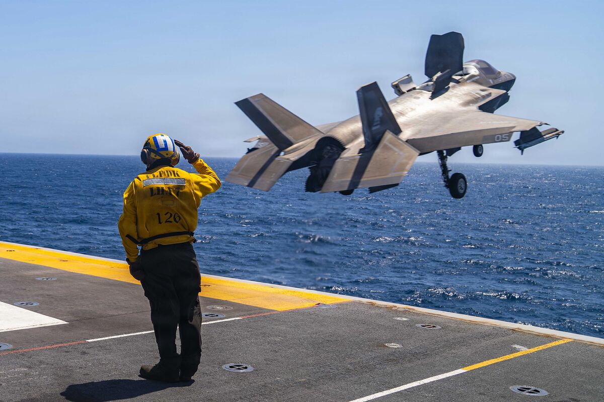 US and Iran Reach a Peace Deal to Reopen the Strait of Hormuz