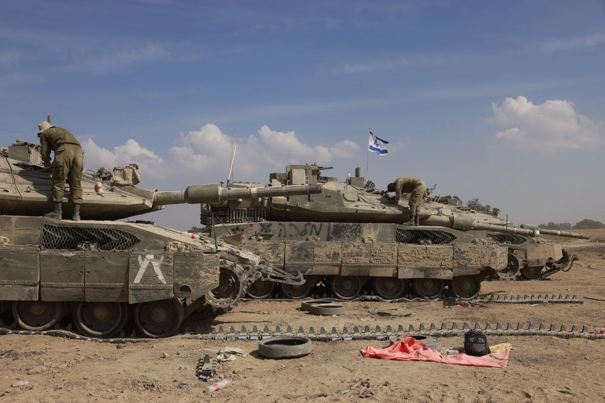 情報なき戦争指導 イスラエル、数日中のイランからの直接攻撃を警戒－関係者 - Bloomberg