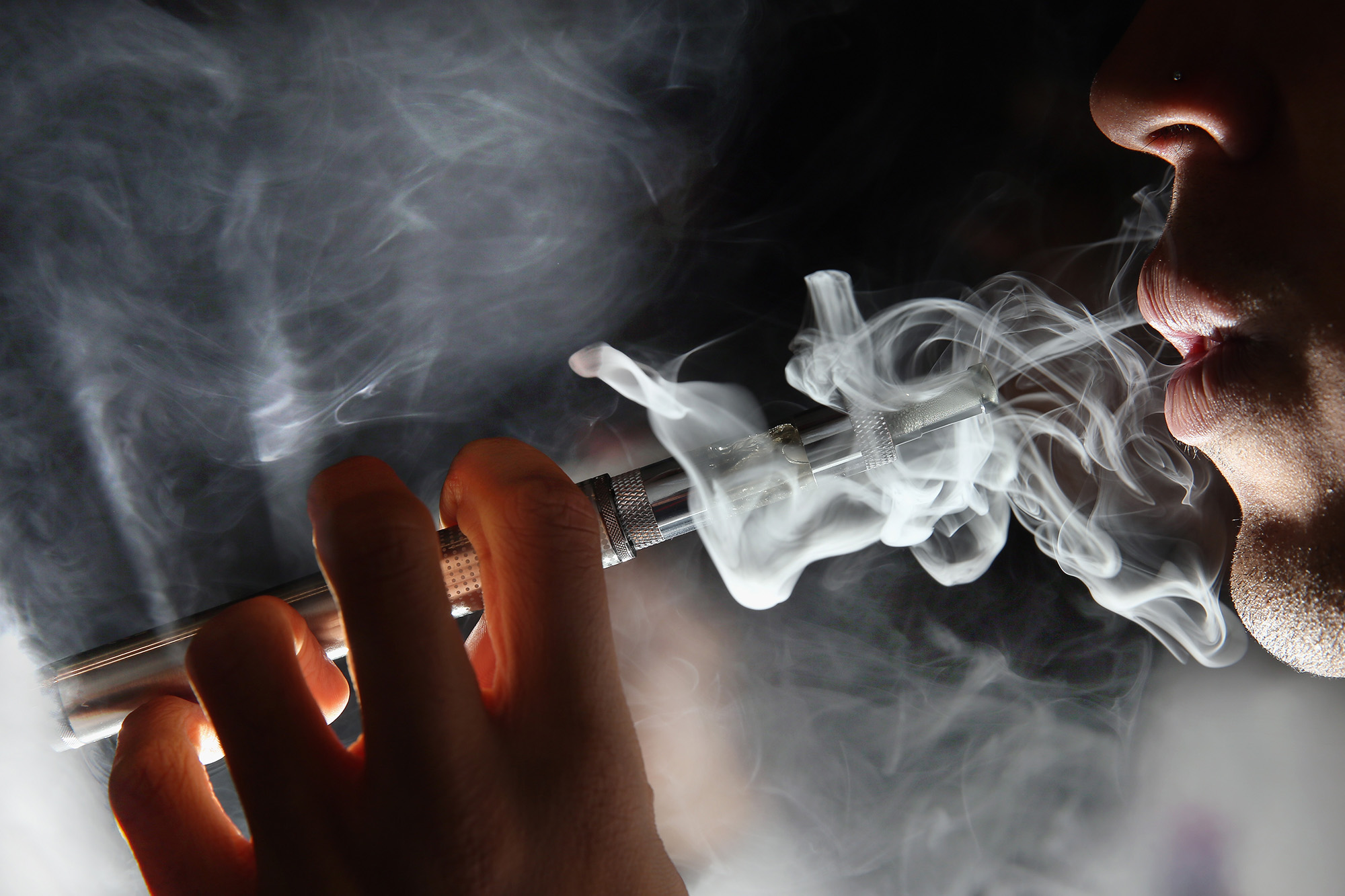 What Causes Vaping Lung Injuries US Focusing on Vitamin E Bloomberg