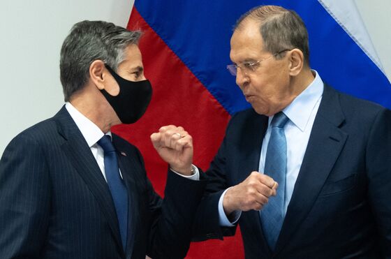 Blinken, Lavrov Begin First Meeting With Summit Timing on Agenda