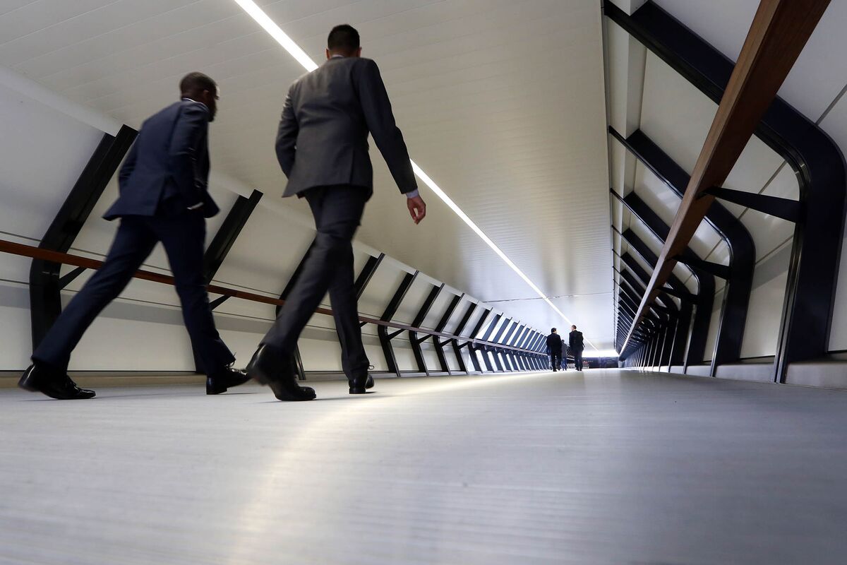 Poland Aims To Snag London s Back Office Bank Jobs After Brexit Bloomberg Poland Aims To Snag London s Back Office Bank Jobs After Brexit Bloomberg