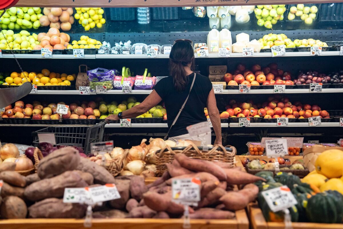 US Producer Price Growth Decelerates by More Than Forecast