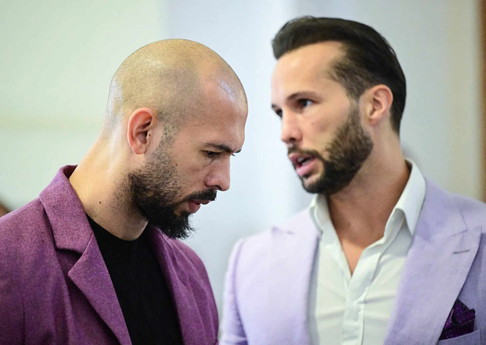 Romania Allows Suspected Rapist Tate to Leave After US Lobbying - Bloomberg