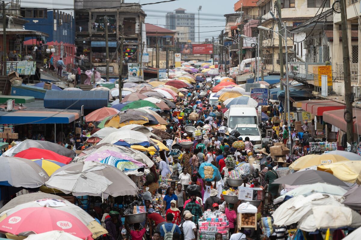 bloomberg.com - Ekow Dontoh - Ghana's Economic Growth Downshifts Slightly in Third Quarter