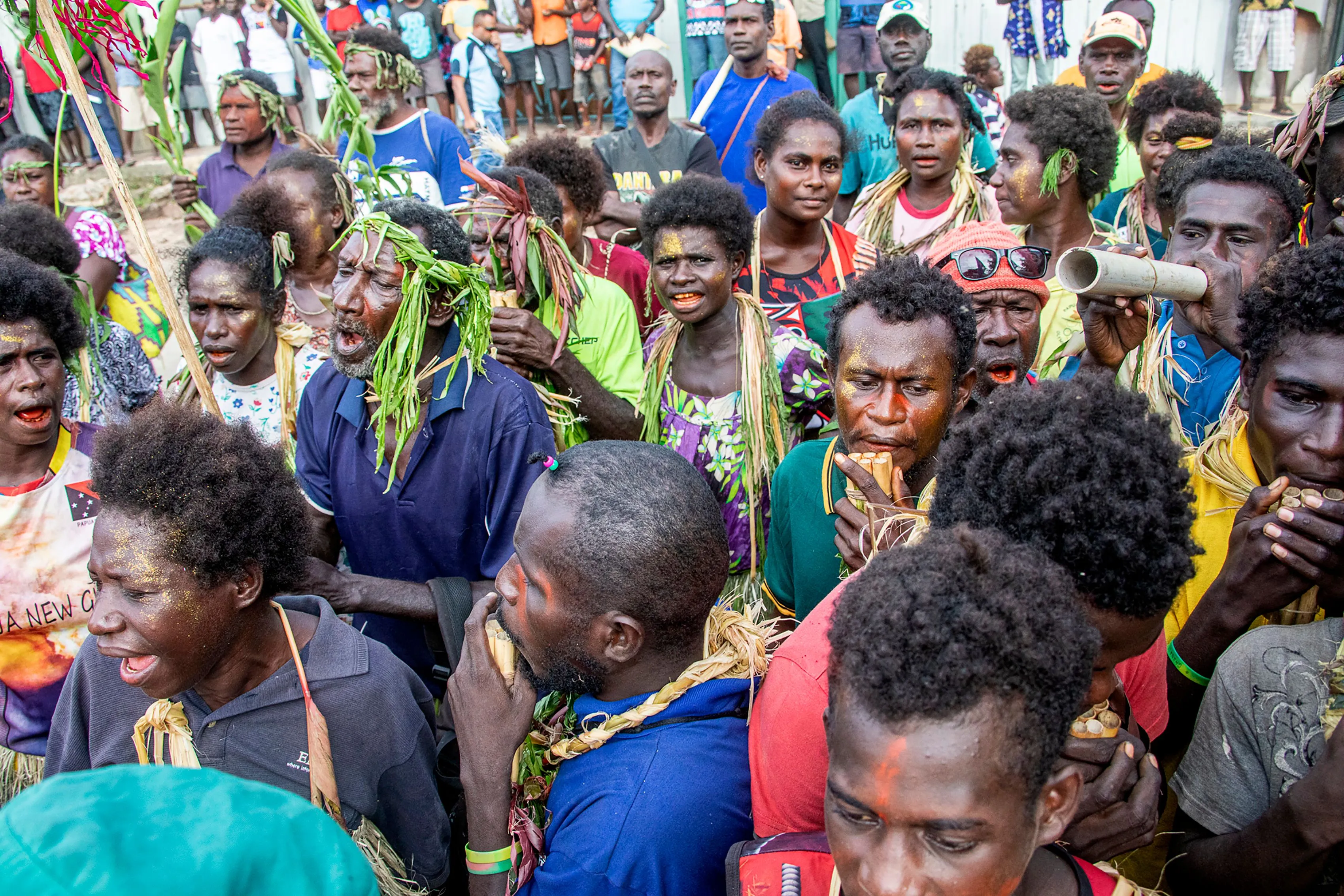 Bougainville residents gather at a polling station in Buka on Nov. 23.