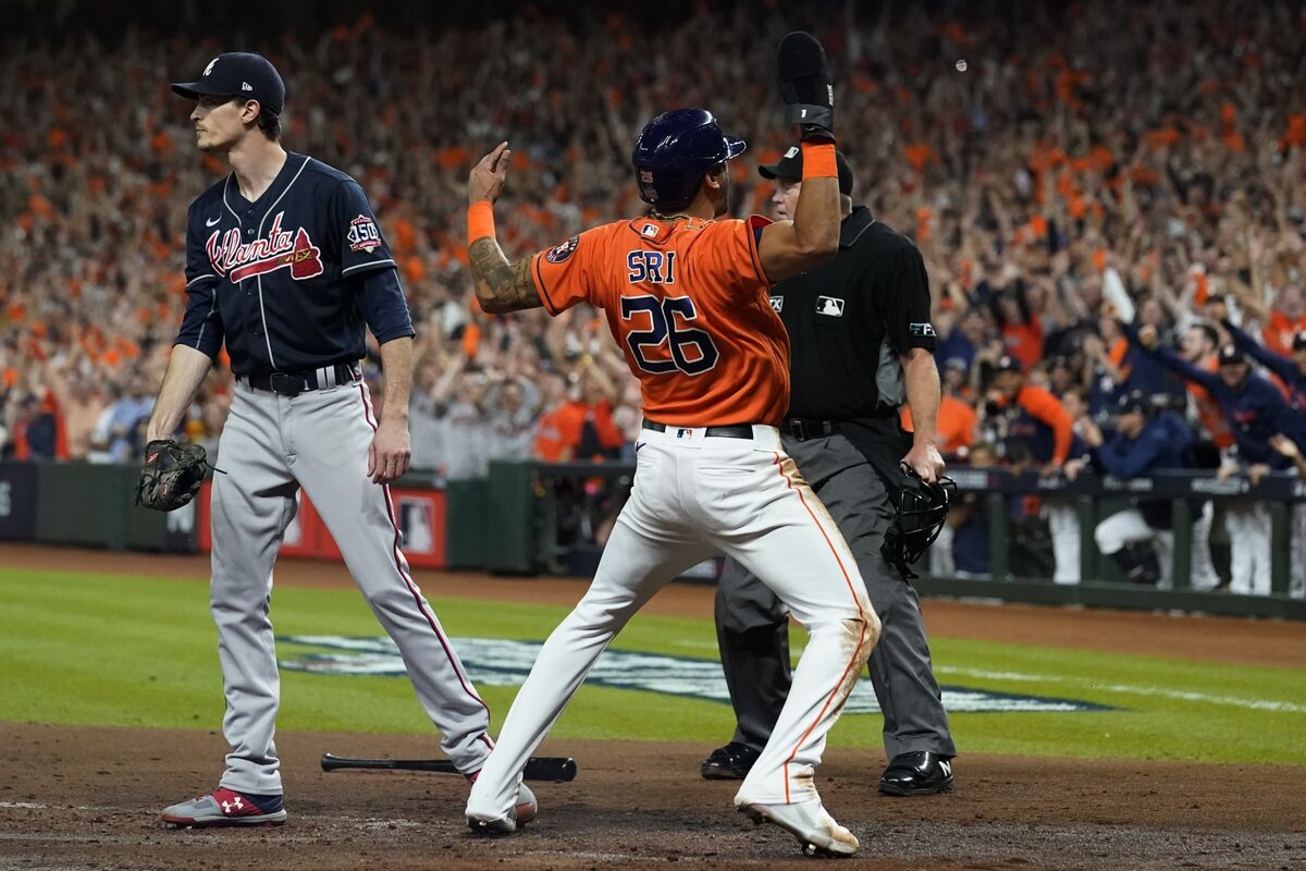 Jose Altuve powers Astros to 7-2 win over Braves in Game 2 of the World  Series