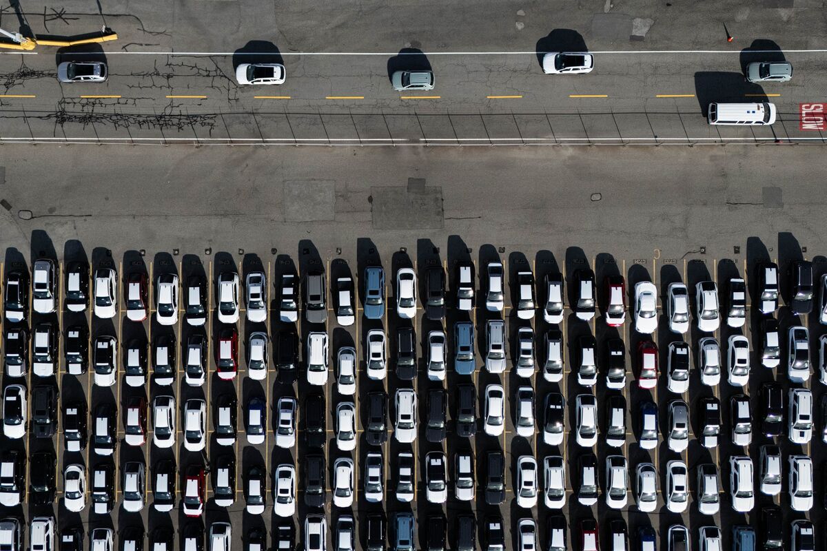 UK Open to Discussing Chinese Car Tariffs Ahead of EU Summit