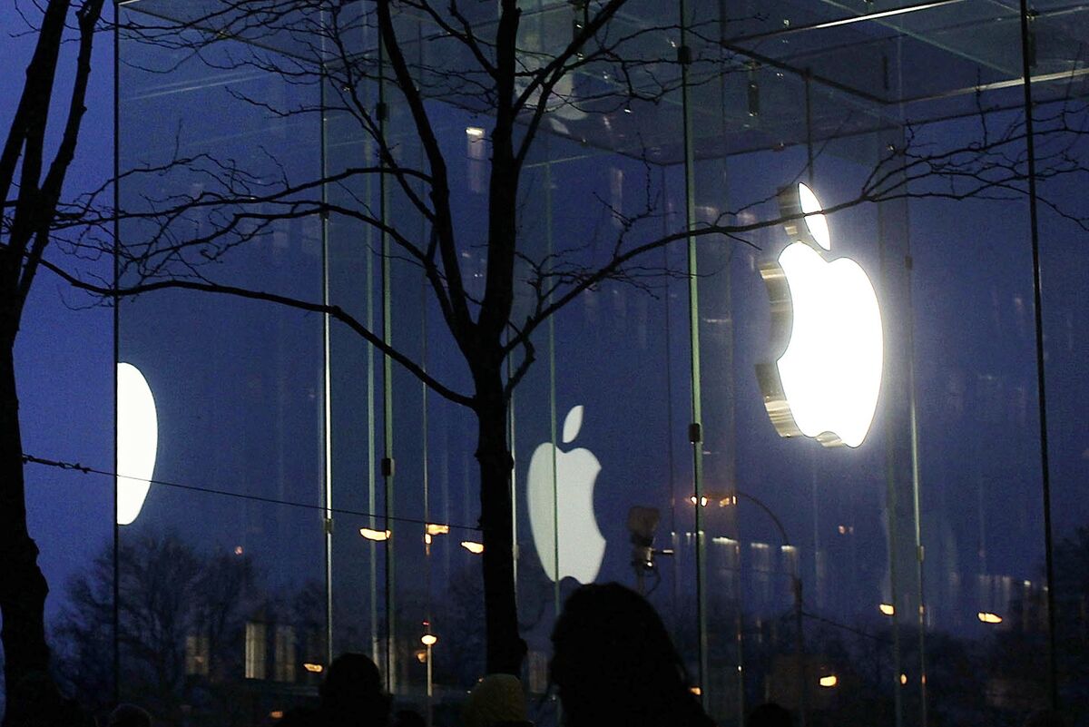 Apple, Google Hit with EU Fines