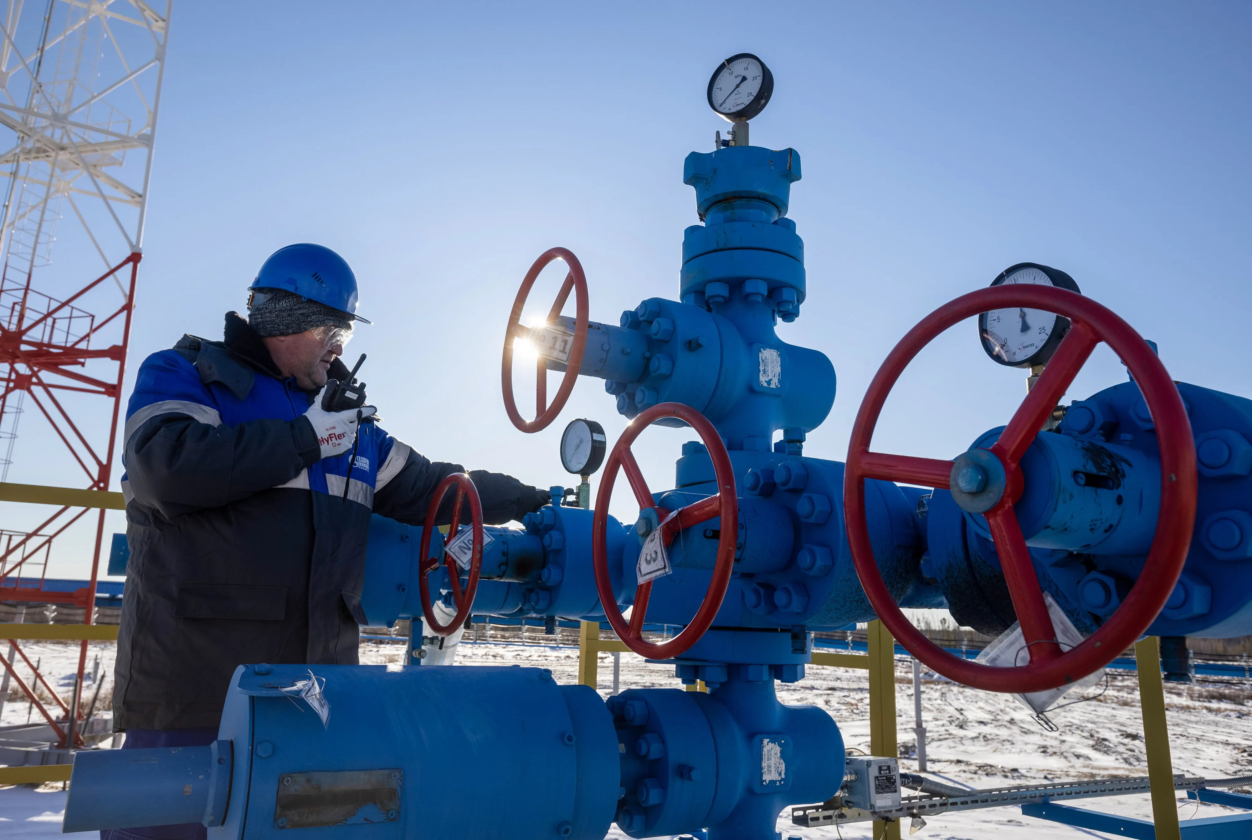 A worker at a Russian gas field that supplies China