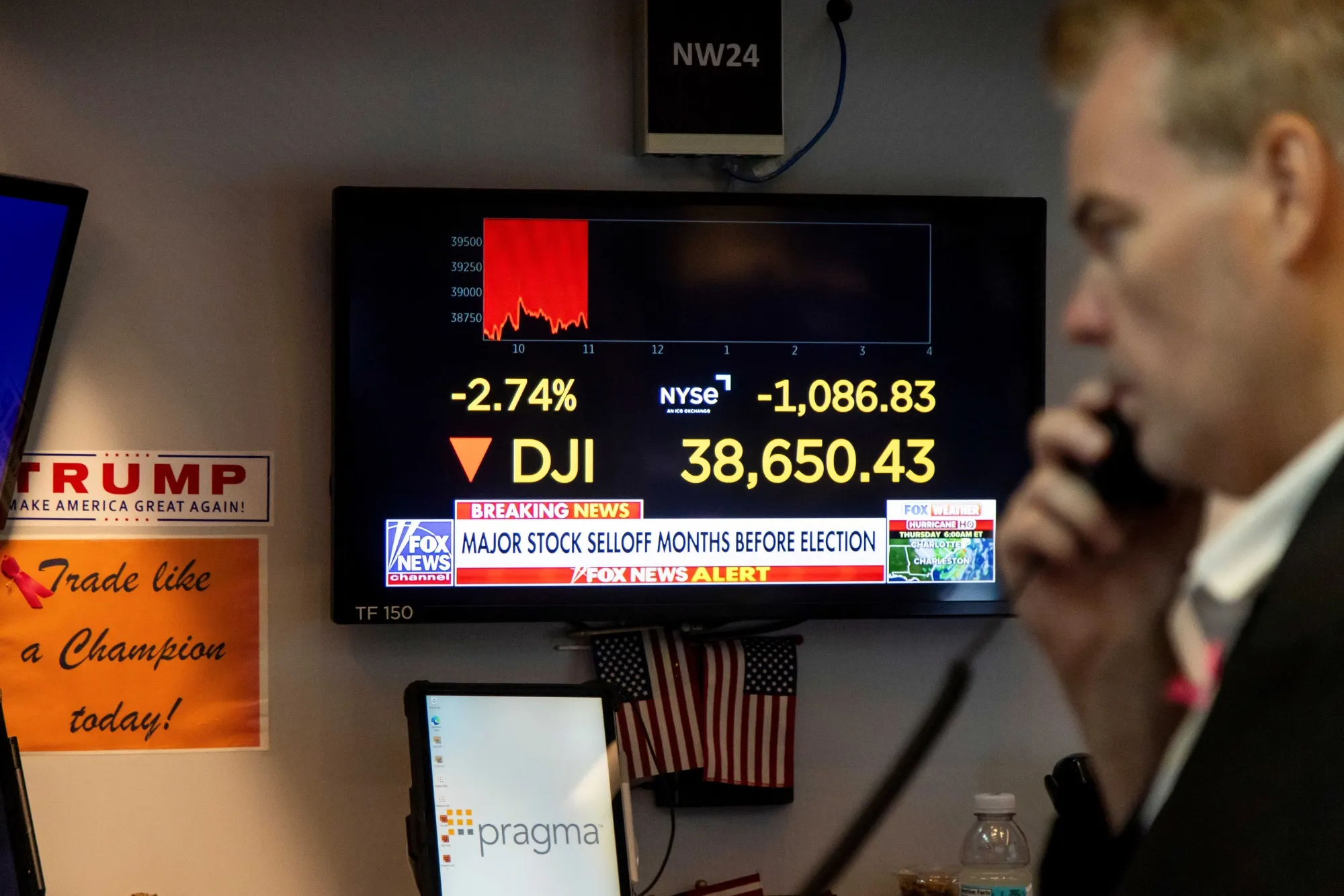 A trader works on the floor of the New York Stock Exchange (NYSE) in New York, US, on Monday, Aug. 5, 2024.&nbsp;