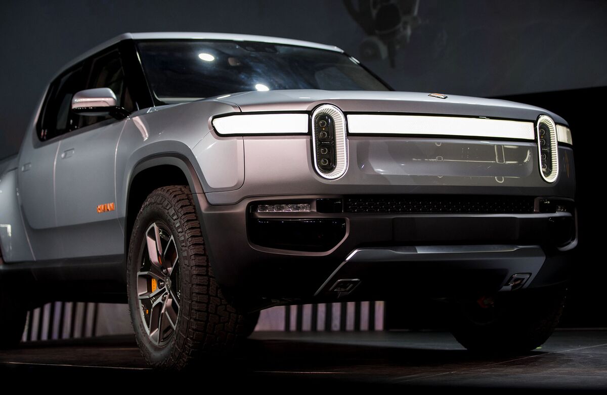 Rivian Founder Now Has Amazon Backing His Electric Vehicles - Bloomberg