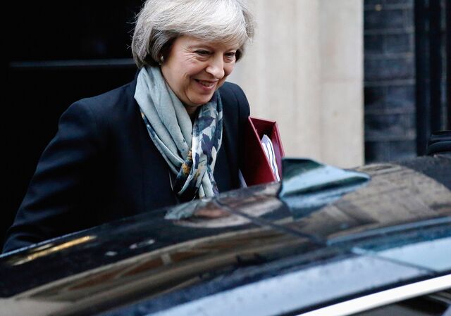 Theresa May to meet with Donald Trump in the spring Theresa May to meet with Donald Trump in the spring