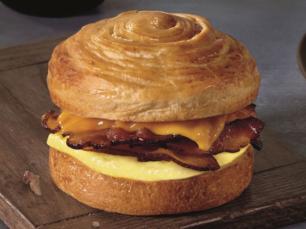 Starbucks Just Stealthily Released A New Bacon Egg And Cheese Sandwich Bloomberg