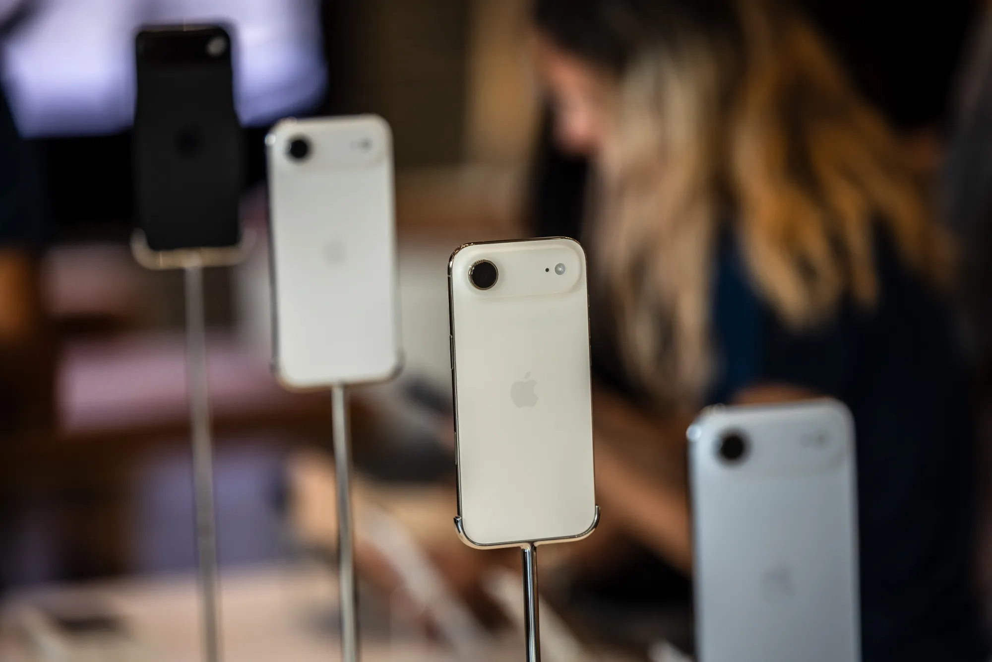 iPhone Air手掛けたアップル若手デザイナーが退社、AI新興企業へ転身