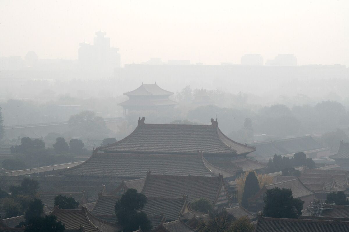How Trade Gaps and Spending ‘Waste’ Bolster US Power