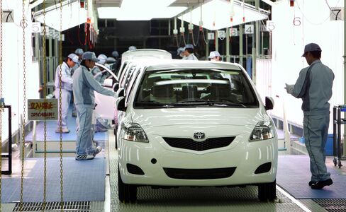 Sony, Toyota Halt Plants as Quake Damages Japanese Factories