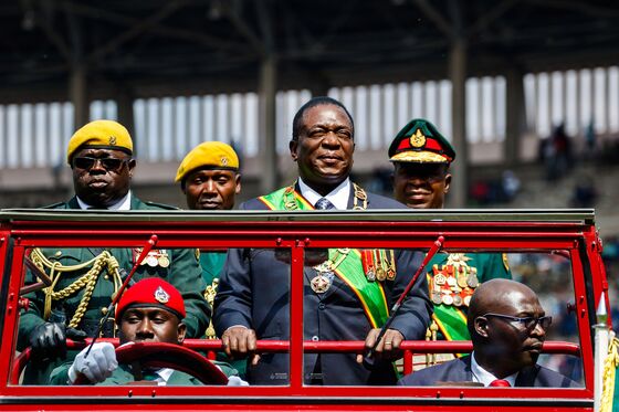 Zimbabwe's Mnangagwa Skips Davos, Heads Home After Fuel Protests