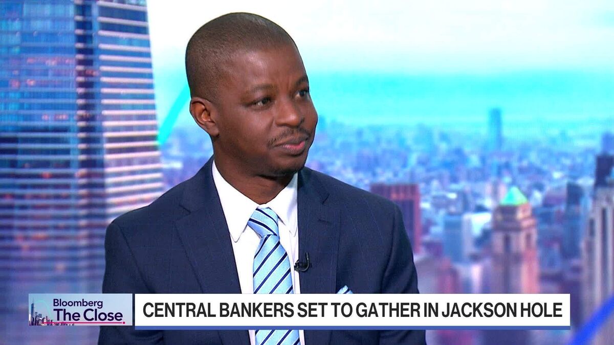⚫️ BLOOMBERG: "Olu Sonola di Fitch Ratings analizza i verbali della Fed e le aspettative di mercato prima del discorso di Powell"