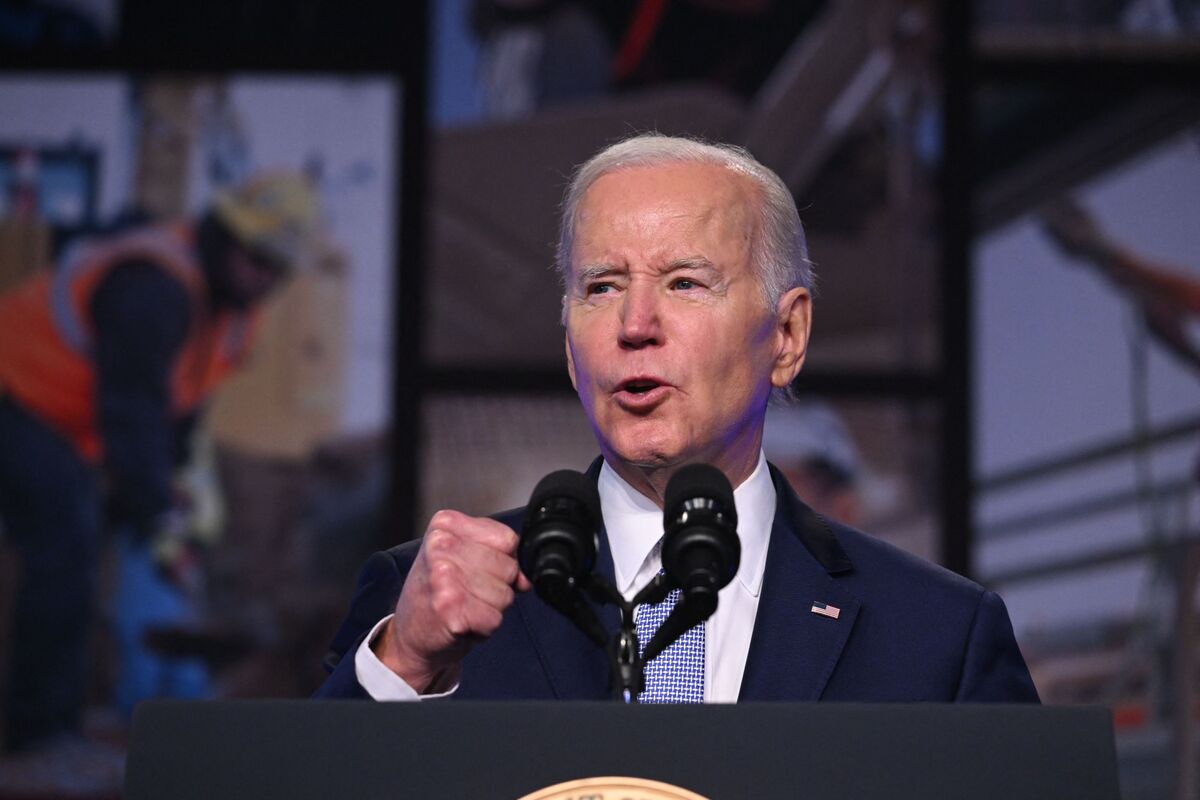 Biden S 2024 Campaign Message Focuses On Trump Not Economic Record   1200x800 