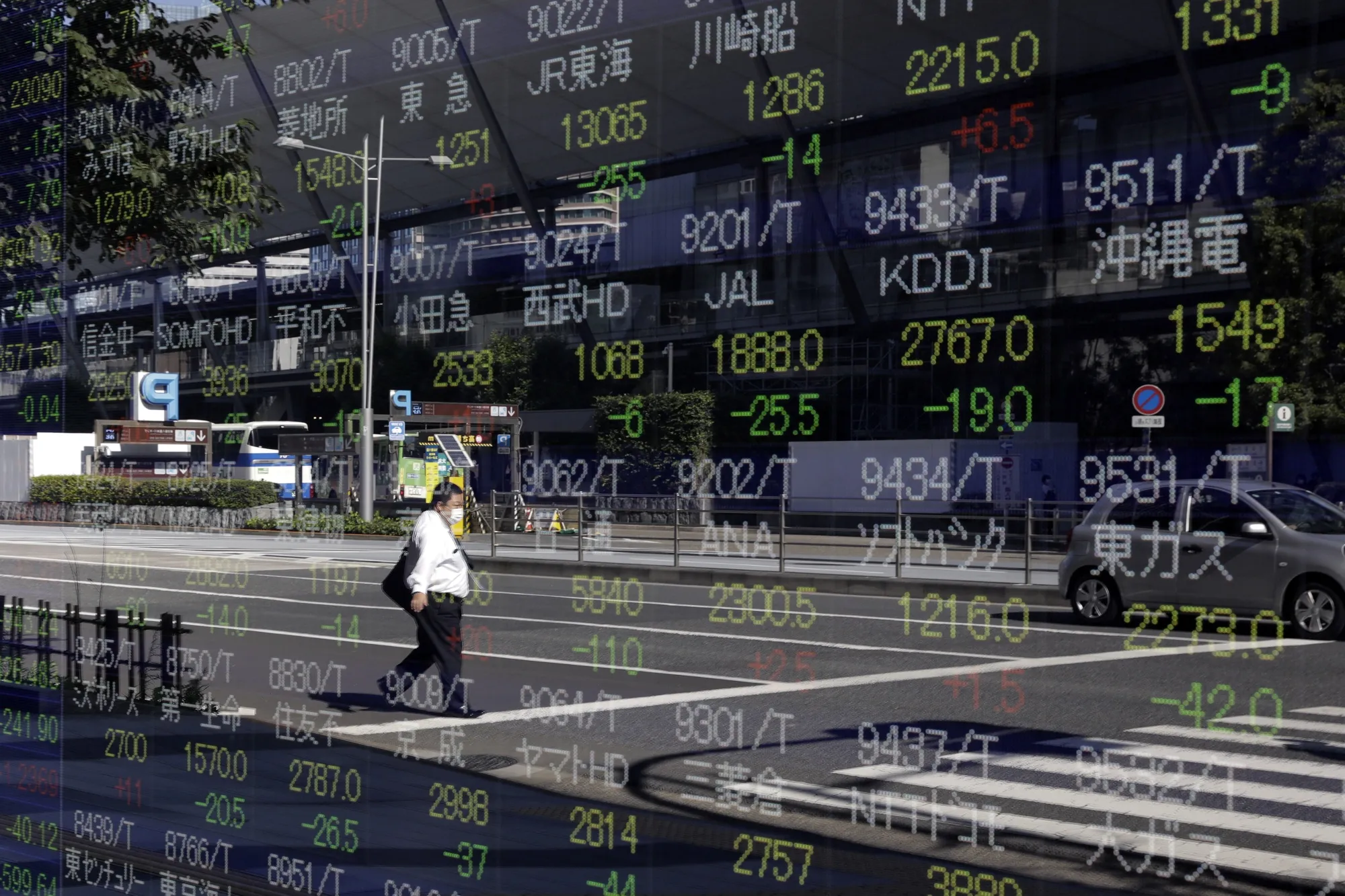 Japan’s Topix Set for Lowest Close Since August on Europe Woes