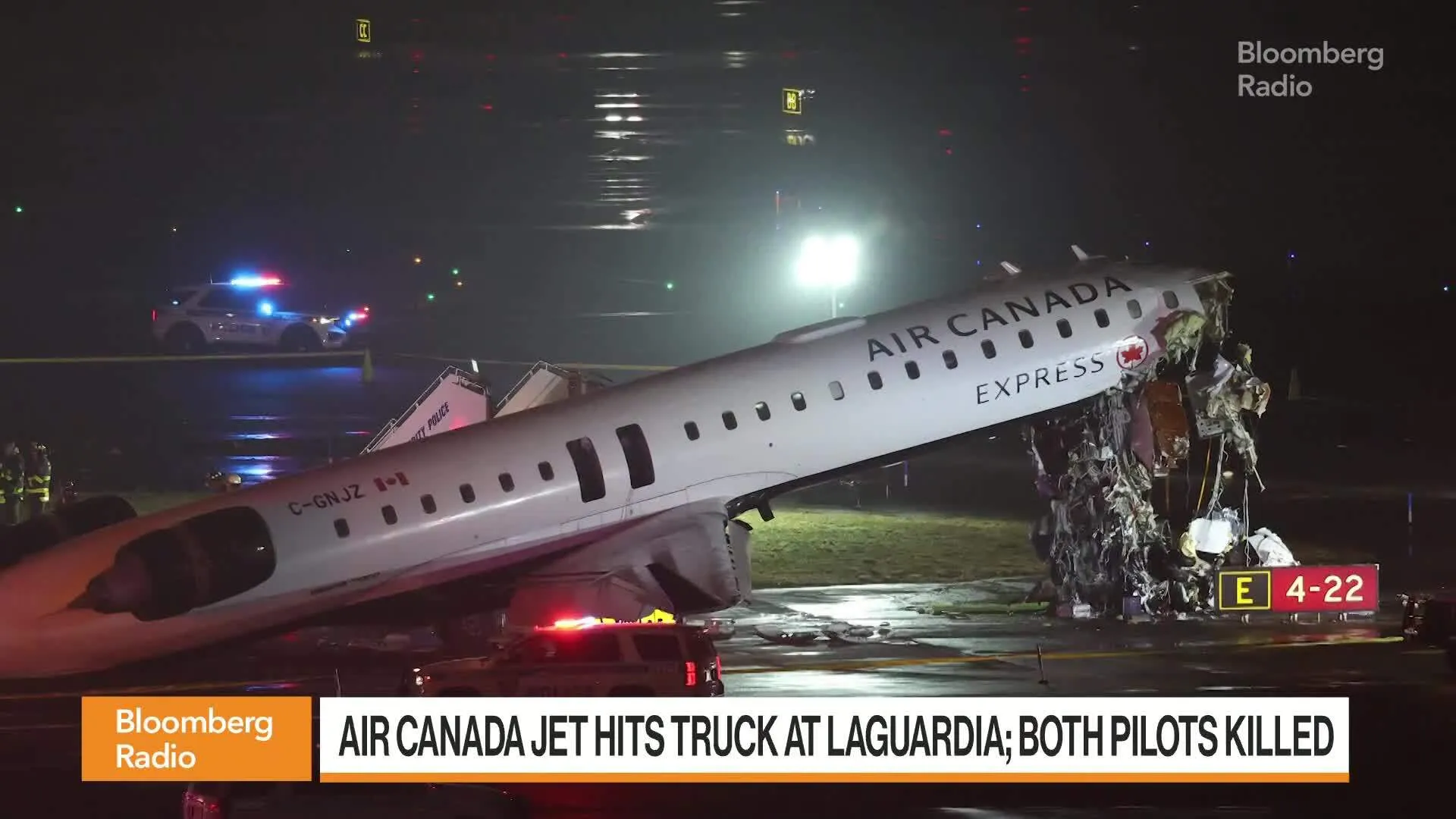 Watch LaGuardia Air Canada Jet Crash Kills Two, Closes Airport - Bloomberg