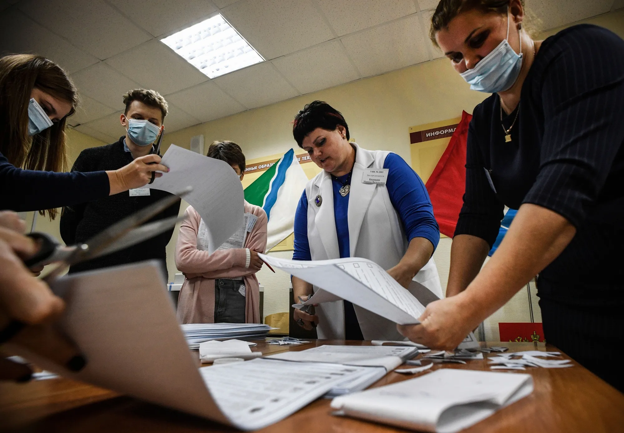 Counting votes at a polling station in the Siberian city of Novosibirsk.