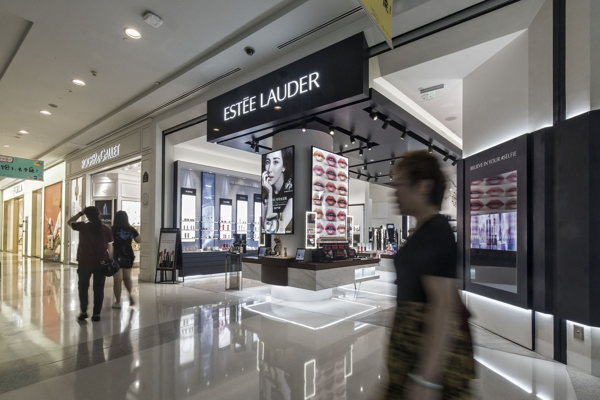EU Raises Alarm Over Chinese Demands for L'Oreal, LVMH Cosmetics Trade  Secrets - Bloomberg