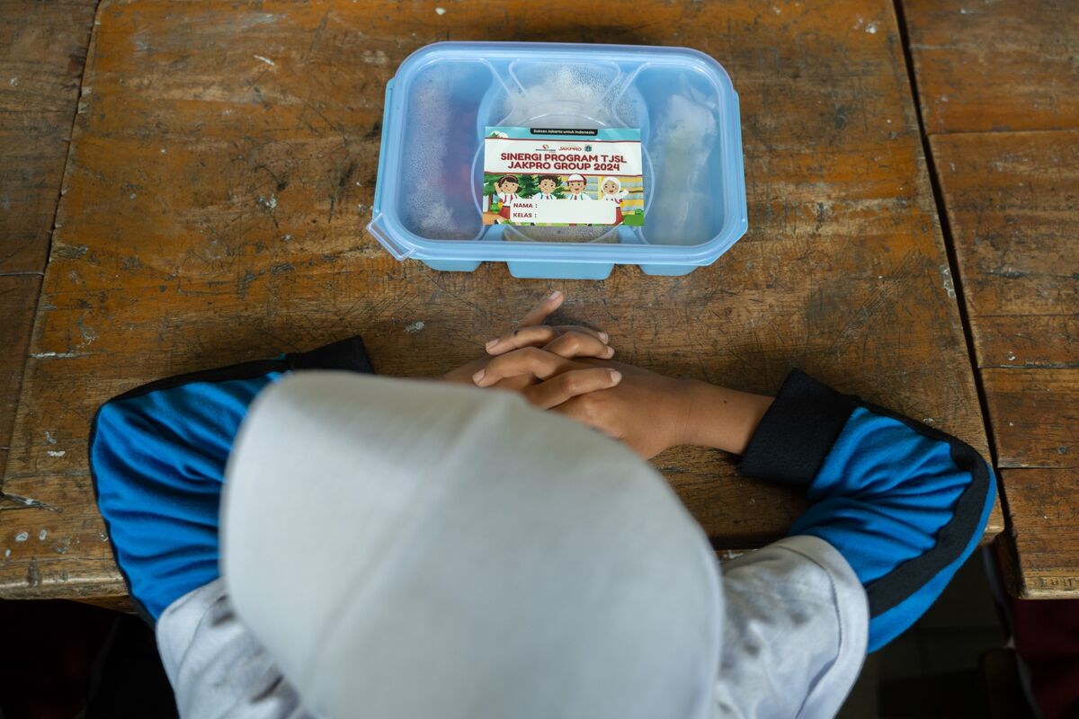 Rencana Makan Siang Gratis senilai $30 Miliar di Indonesia Bergantung pada Perubahan Pajak Besar-besaran