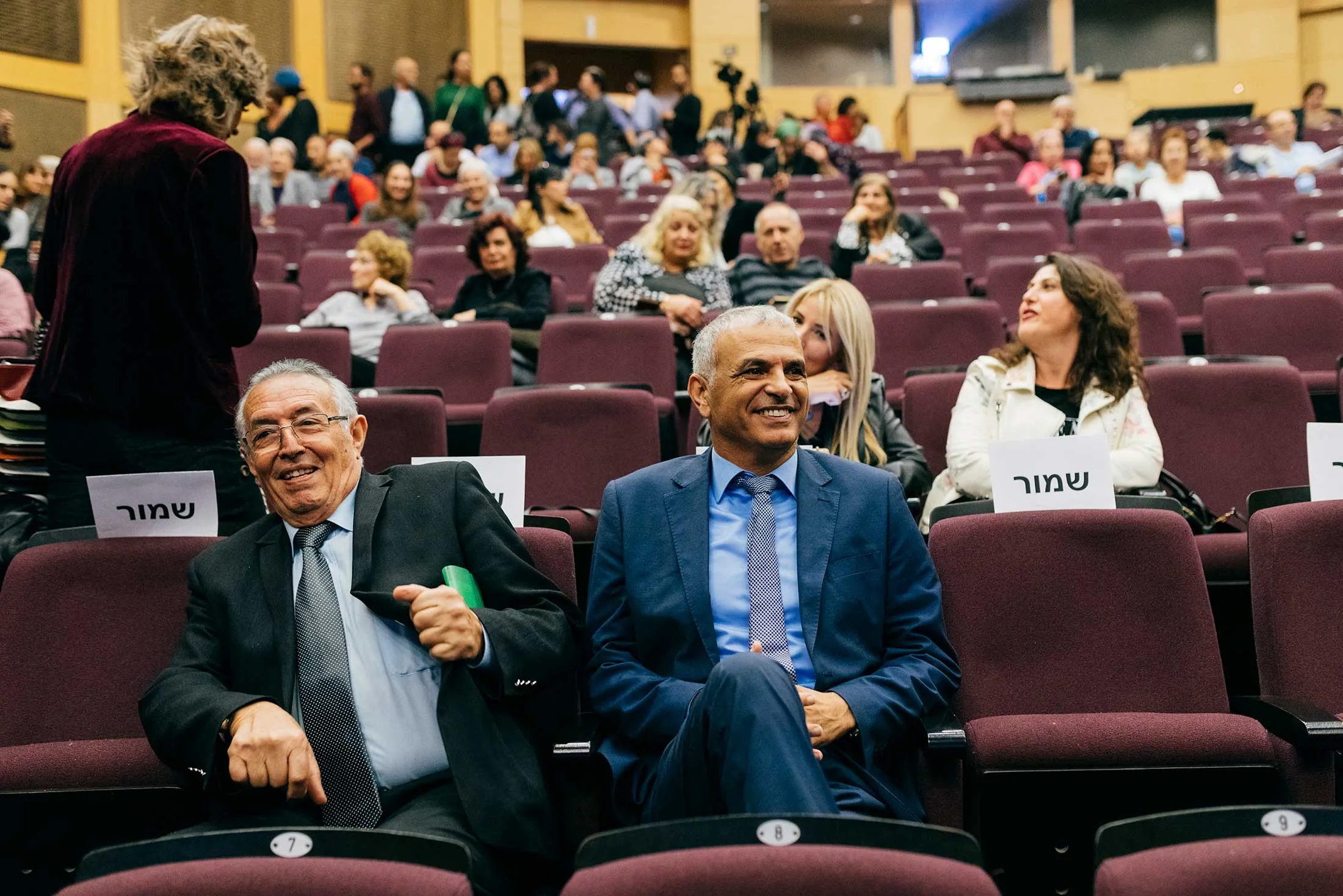 Kahlon (right) with Ma’alot-Tarshiha Mayor Shlomo Bohbot at a March 8 event honoring the finance minister.