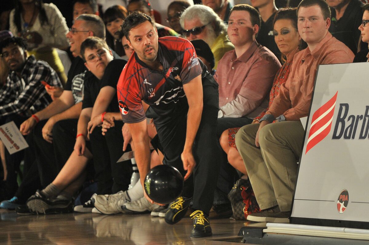 Jason Belmonte's TwoHanded Bowling Technique Puts a New Spin on the