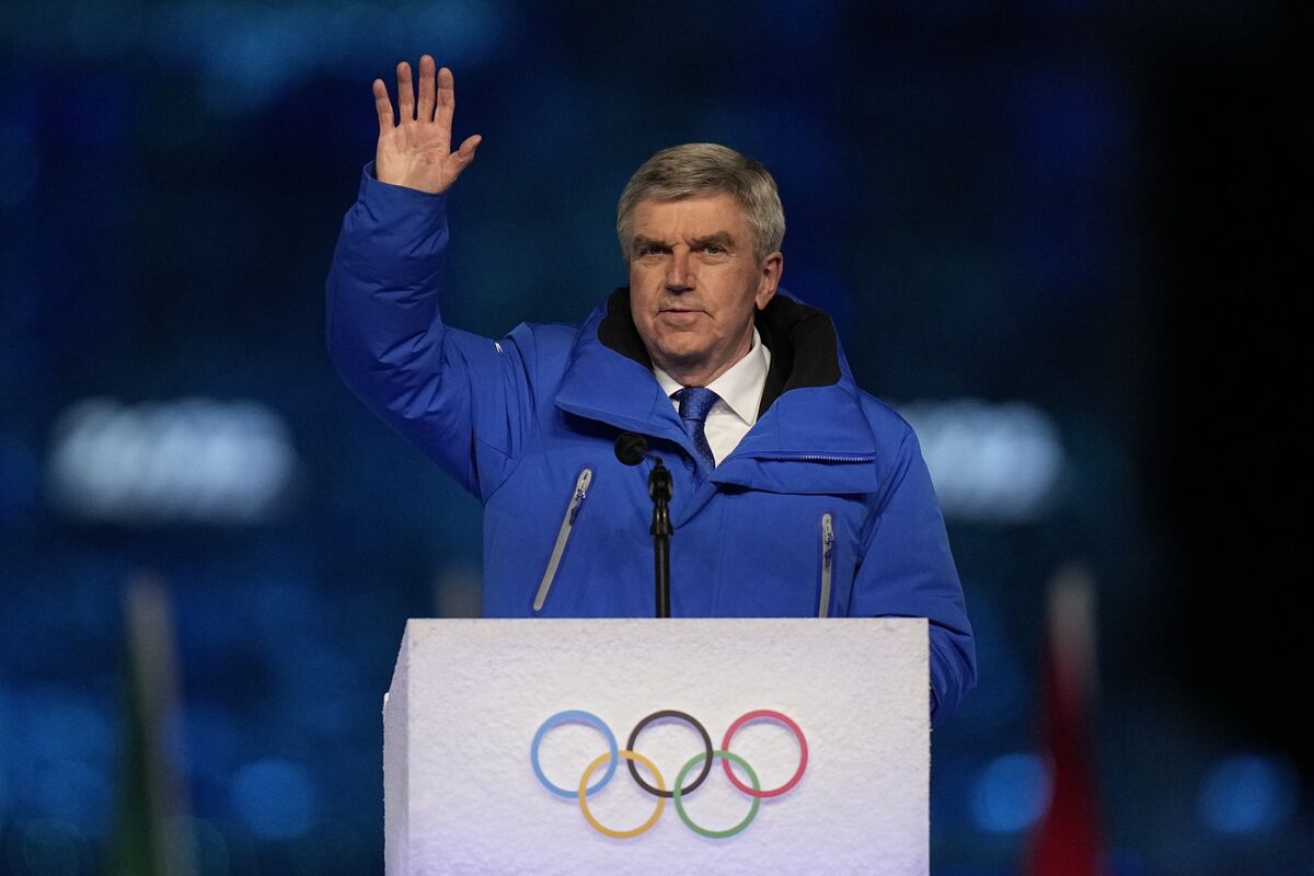 ioc-urges-sports-bodies-to-cancel-events-in-russia-belarus-bloomberg